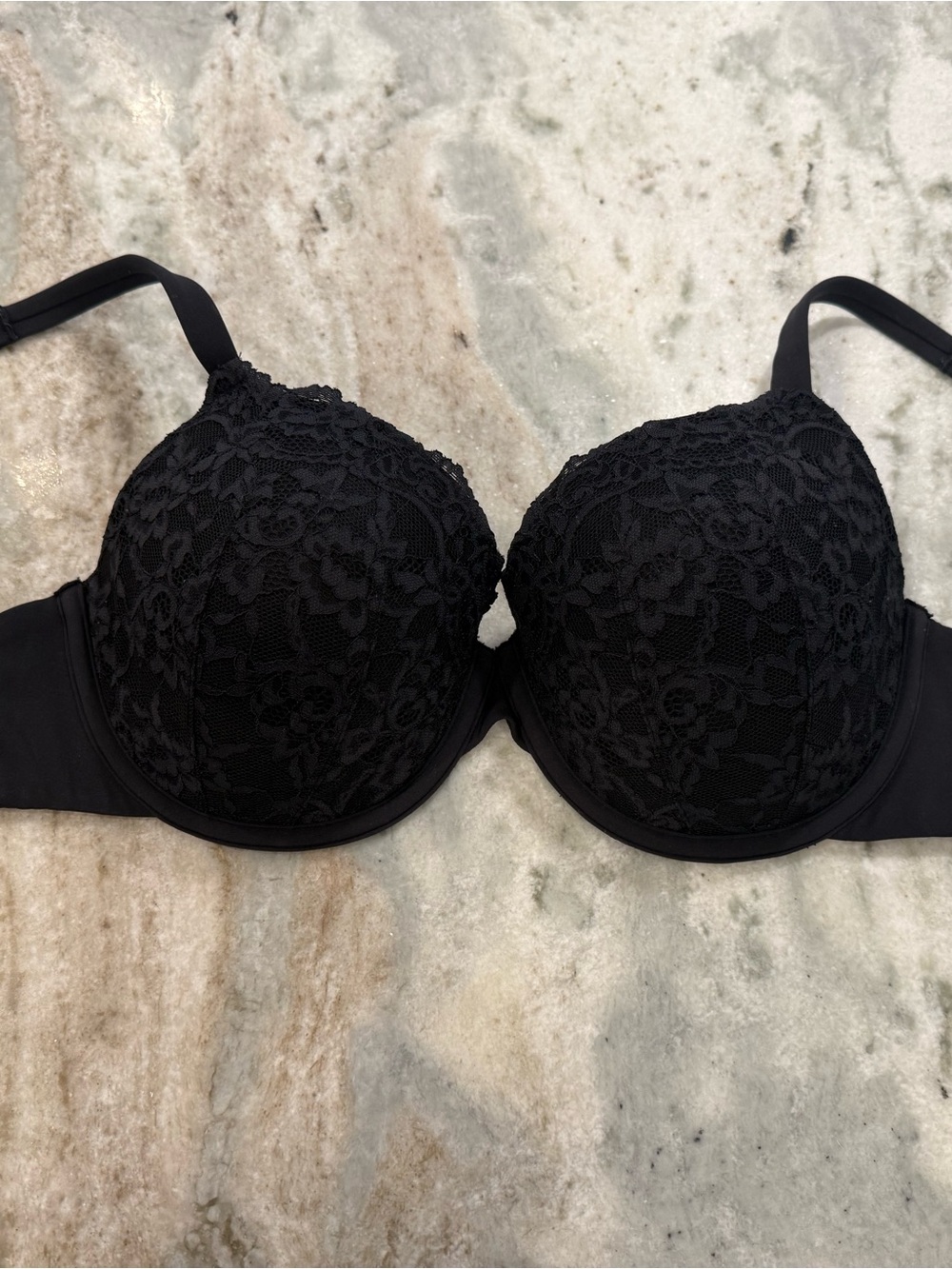 SKIMS Fits Everybody Black Lace overlay T Shirt Bra & Sleepwear 34DD